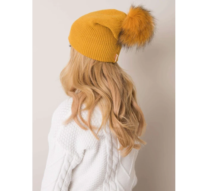 Dámská čepice 70 tmavě žlutá