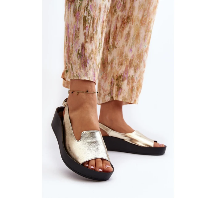 Zazoo 2893 Dámské kožené sandály na tlusté podrážce zlaté Zazoo 2893 Dámské kožené sandály na tlusté podrážce zlaté