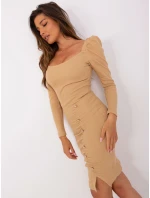 EM SK HW 20 320 šaty.11 velbloud