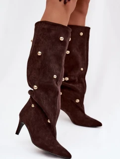 dámské kozačky na jehlovém podpatku se zlatými ozdobami hnědé model 21757799 - Boto