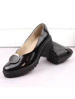 Dámské lakované polobotky se zdobením model 21904556 - FILIPPO Dámské lakované polobotky se zdobením model 21904556 - FILIPPO