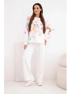 Dámský máslový viskózový komplet s květinovým vzorem a širokými nohavicemi bílý
