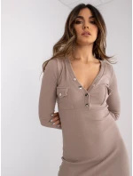 Šaty RV SK model 17034935 tmavě lila - FPrice Šaty RV SK model 17034935 tmavě lila - FPrice