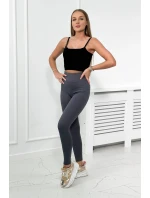 Pruhované legíny v grafitové barvě