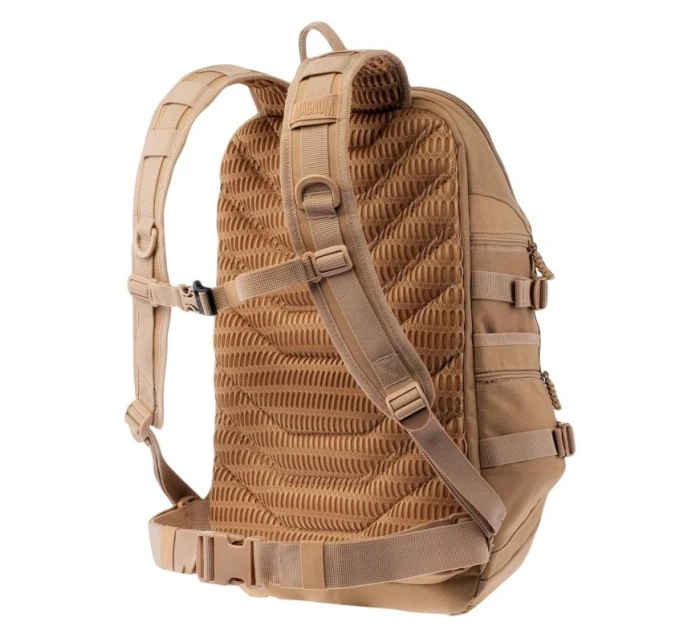 28 batoh model 19765646 - Magnum