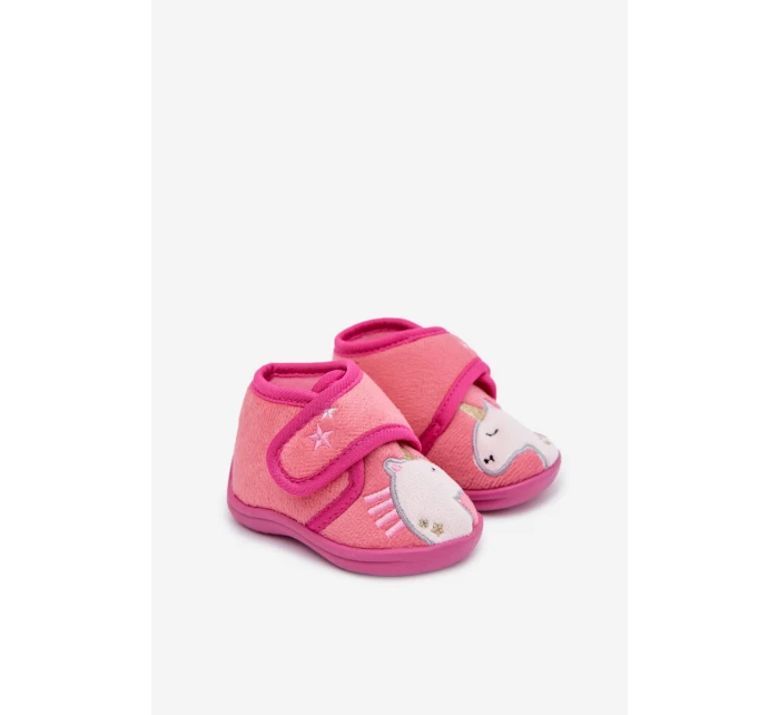 Dětské pantofle na suchý zip fuchsiové model 21794041 - Boto Dětské pantofle na suchý zip fuchsiové model 21794041 - Boto