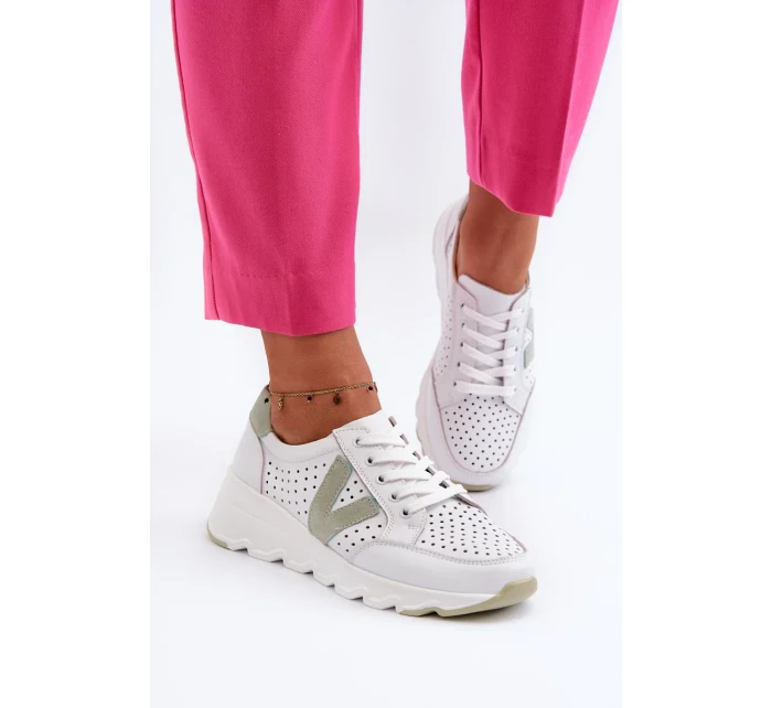 Dámské kožené lehké sportovní boty bílé Eleonori Dámské kožené lehké sportovní boty bílé Eleonori
