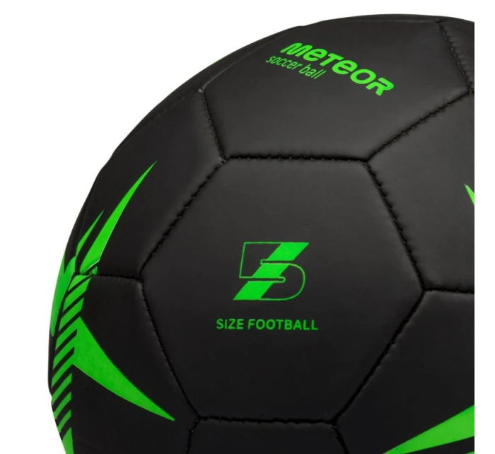 Fotbalový míč Meteor Spin 5 černý/zelený Fotbalový míč Meteor Spin 5 černý/zelený