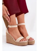 Dámské Sandály Na Klínu S Pletením Béžové model 21687930 - Boto
