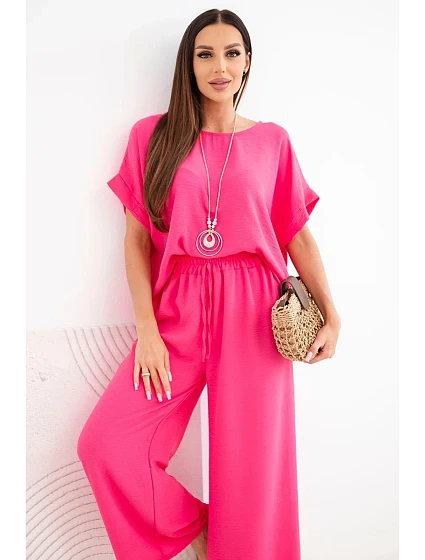 Dámský viskózový komplet: halenka s krátkým rukávem a kalhoty se širokými nohavicemi růžový