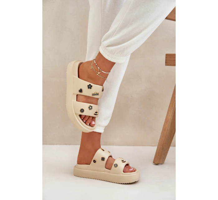 Dámské Pěnové Pantofle S Dekoracemi Béžové Ravanala Dámské Pěnové Pantofle S Dekoracemi Béžové Ravanala