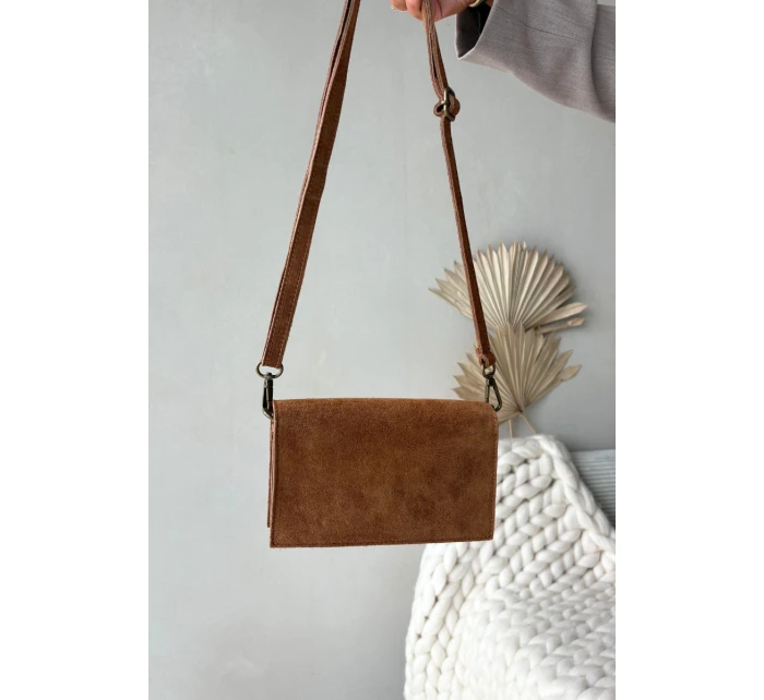 Kabelka z přírodního semiše Camel model 21728361 - Boto