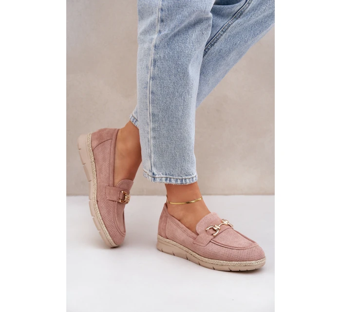 Dámské mokasíny s a zlatým detailem a pletením růžové model 21683732 - Boto