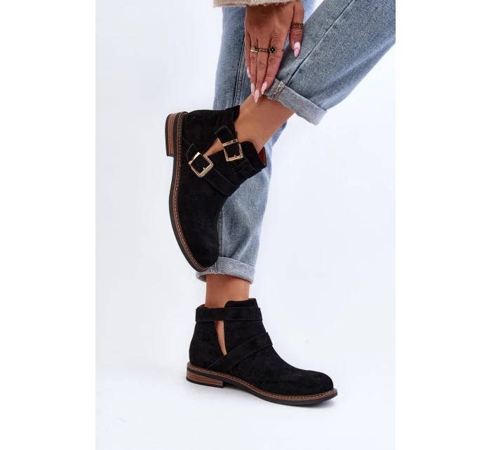 Dámské boty na ploché podrážce s pásky černé model 21647710 - Boto Dámské boty na ploché podrážce s pásky černé model 21647710 - Boto