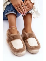 Dámské pantofle s kožešinou béžové model 21641327 - Boto Dámské pantofle s kožešinou béžové model 21641327 - Boto