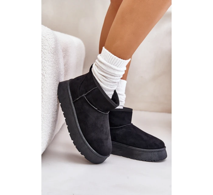 Nízké dámské sněhule na platformě zateplené kožíškem černé Saldren Nízké dámské sněhule na platformě zateplené kožíškem černé Saldren