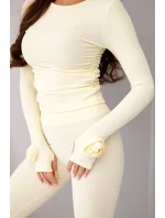 Dámský komplet z pruhované viskózy s dlouhým rukávem a legínami žlutý