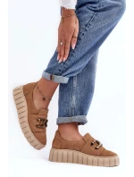 Zamszové dámské polobotky na platformě s ozdobou tmavě béžové Lewski model 21636657 - Boto