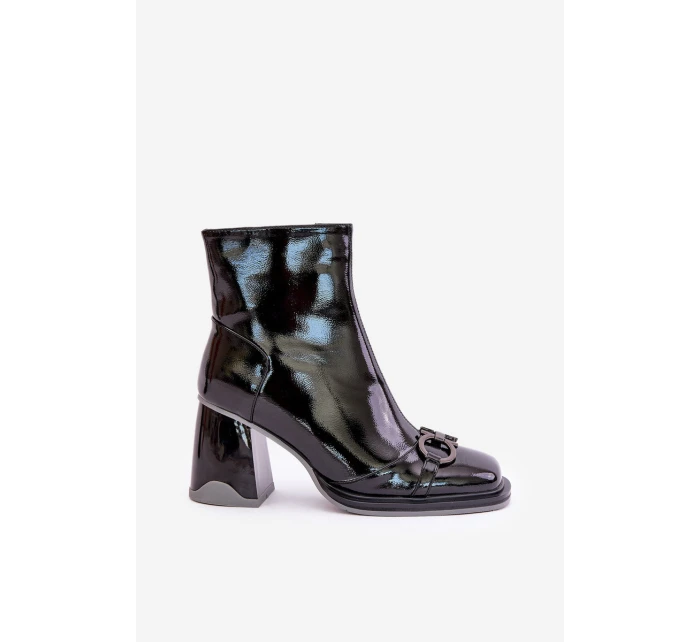 Lakované botky na podpatku z podšívkou a ozdobou MR880-021 černé D&A