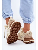 Kožené semišové dámské tenisky model 22095140 Béžové - Goe