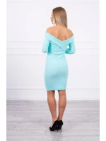 Přiléhavé šaty s véčkovým výstřihem mint Přiléhavé šaty s véčkovým výstřihem mint