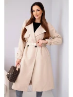 Dámský kabát s páskem a zlatými přezkami béžový