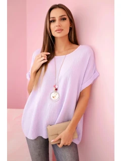 Mušelínová halenka s náhrdelníkem světle fialová