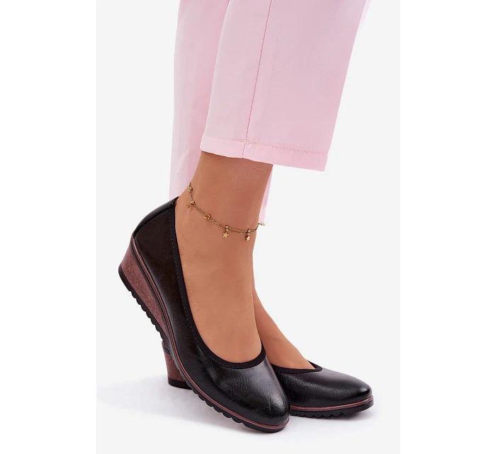 Dámské polobotky na platformě model 22100033 Černé - VINCEZA Dámské polobotky na platformě model 22100033 Černé - VINCEZA