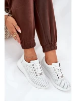 Dámské kožené sportovní boty na platformě Vinceza – bílé Dámské kožené sportovní boty na platformě Vinceza – bílé