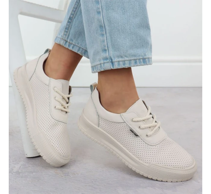 Černé dámské kožené tenisky na podpatku Sergio model 21904571 - LEONE Černé dámské kožené tenisky na podpatku Sergio model 21904571 - LEONE