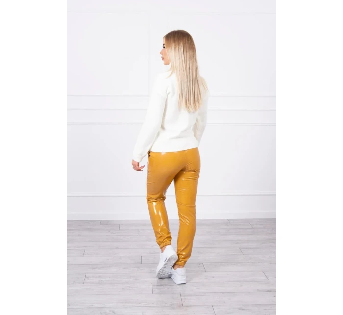 Dvouvrstvé kalhoty s hořčicovým velurem