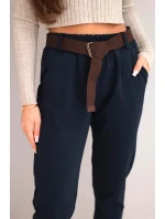 Dámské kalhoty bavlněné s páskem a ohrnutým nohavicemi model 21890018 - K-Fashion Dámské kalhoty bavlněné s páskem a ohrnutým nohavicemi model 21890018 - K-Fashion