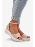 Lehké sandály na platformě a klínu světle béžové model 21684683 - Boto Lehké sandály na platformě a klínu světle béžové model 21684683 - Boto