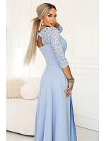 model 22040386 AMBER elegantní dlouhé krajkové šaty s výstřihem modré - numoco