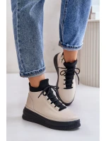 Lehká Kožená Sportovní Obuv Na Platformě Béžová model 21673227 - Artiker Lehká Kožená Sportovní Obuv Na Platformě Béžová model 21673227 - Artiker