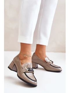 Lakované Dámské Polobotky Na Podpatku S Dekorací Béžové model 21673919 - Artiker