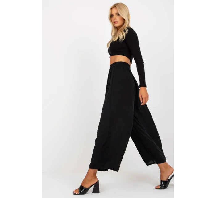 Dámské kalhoty model 210679 Och Bella Dámské kalhoty model 210679 Och Bella