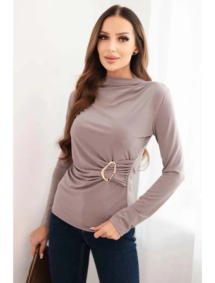 Dámská blůza z viskózy s nařasením a ozdobnou sponou fango