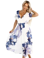 Vzdušné midi šaty s obálkovým výstřihem a velkým květinovým vzorem v model 21819836 - numoco basic Vzdušné midi šaty s obálkovým výstřihem a velkým květinovým vzorem v model 21819836 - numoco basic