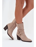 Dámské boty zateplené na podpatku s pásky a ozdobným detailem béžové Neria Dámské boty zateplené na podpatku s pásky a ozdobným detailem béžové Neria