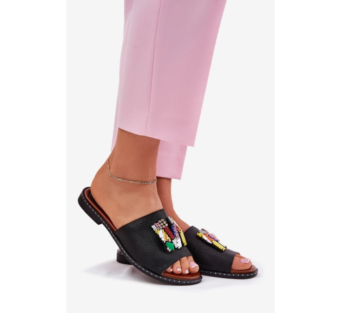 Dámské sandály na plochém podpatku s ozdobou černé model 21695688 - Boto