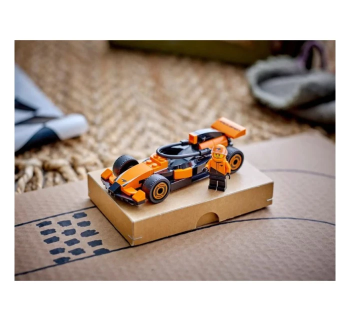 LEGO CITY 60442 Řidič F1 a vůz McLaren LEGO CITY 60442 Řidič F1 a vůz McLaren