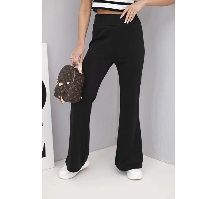 Dámské kalhoty máslo s rozšiřující nohavicí černé