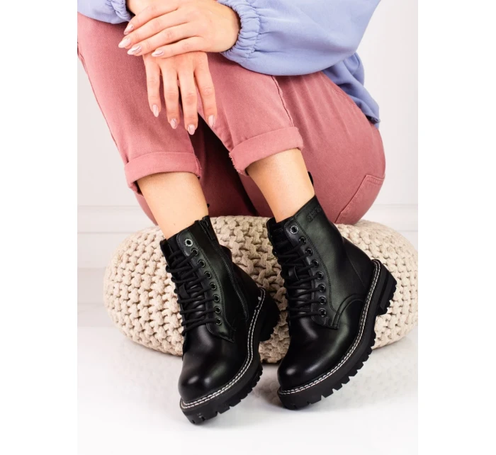 Pěkné černé kotníčkové boty dámské bez podpatku Pěkné černé kotníčkové boty dámské bez podpatku