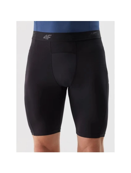 Pánské rychleschnoucí krátké tréninkové legíny 4F 4FWSS24TFTIM226-20S Pánské rychleschnoucí krátké tréninkové legíny 4F 4FWSS24TFTIM226-20S