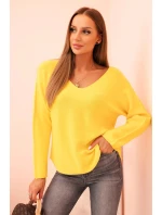 Dámský svetr z viskózy s výstřihem do V tmavě žlutý Dámský svetr z viskózy s výstřihem do V tmavě žlutý