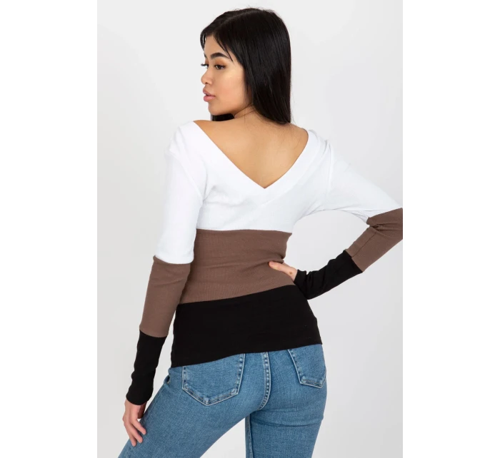 Halenka  model 175088 Rue Paris