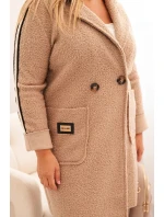 Dámský kabát Plus Size z umělé ovčí vlny s kapsami tmavě béžový Dámský kabát Plus Size z umělé ovčí vlny s kapsami tmavě béžový
