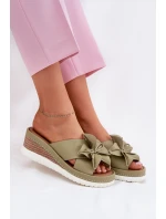 Kožené Dámské Sandály Na Klínu S Dekorativním  Zelené model 21695995 - Artiker