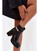 Zateplené dámské kotníkové boty na podpatku s ozdobnou páskou černé Giordina Zateplené dámské kotníkové boty na podpatku s ozdobnou páskou černé Giordina